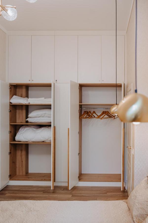 V.I.P Apartments Dominikanos Lviv Ngoại thất bức ảnh