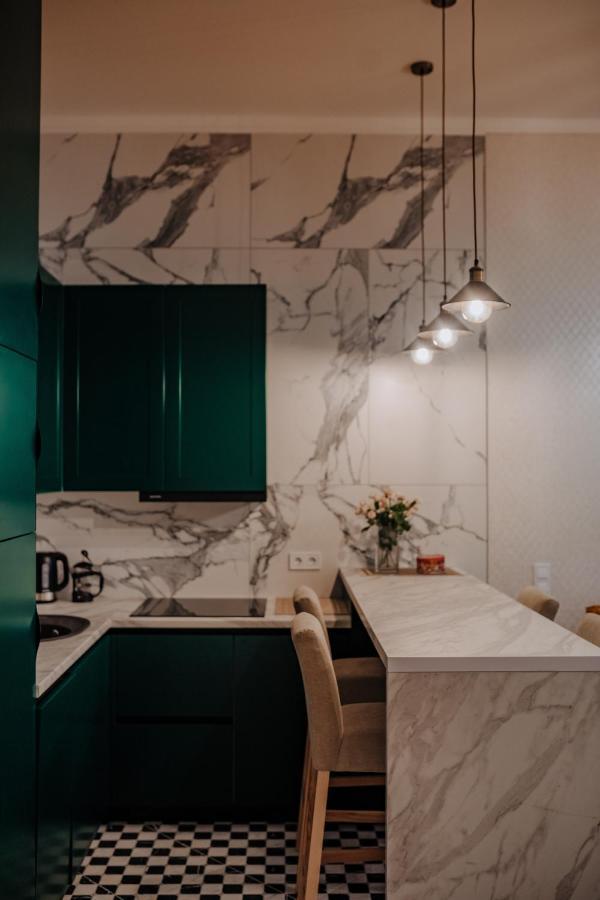 V.I.P Apartments Dominikanos Lviv Ngoại thất bức ảnh